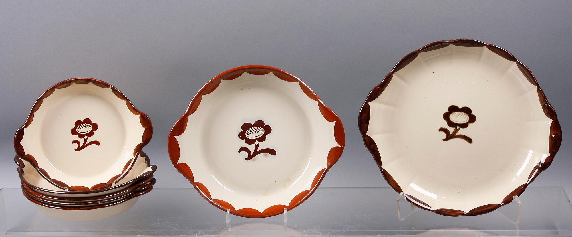 SERVISDELAR, 17st, "Pyro Brun", Wilhelm Kåge, Gustavsberg.