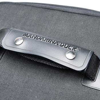 BEAUTYBOX, Mandarina Duck.