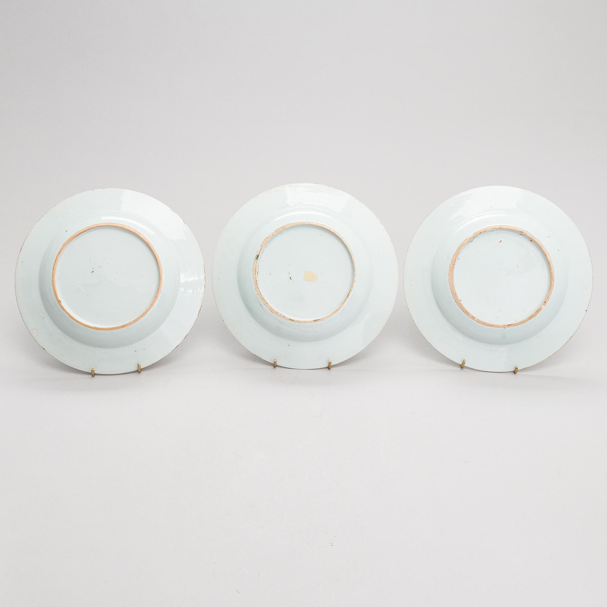 Lautasia, 6 kpl, posliinia, Kiina 1700-luku.