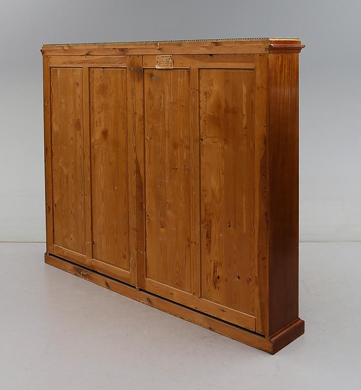 BOKHYLLA, 1900-talets första hälft.