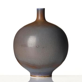 Berndt Friberg, vase, stoneware, Gustavsberg Studio 1965.