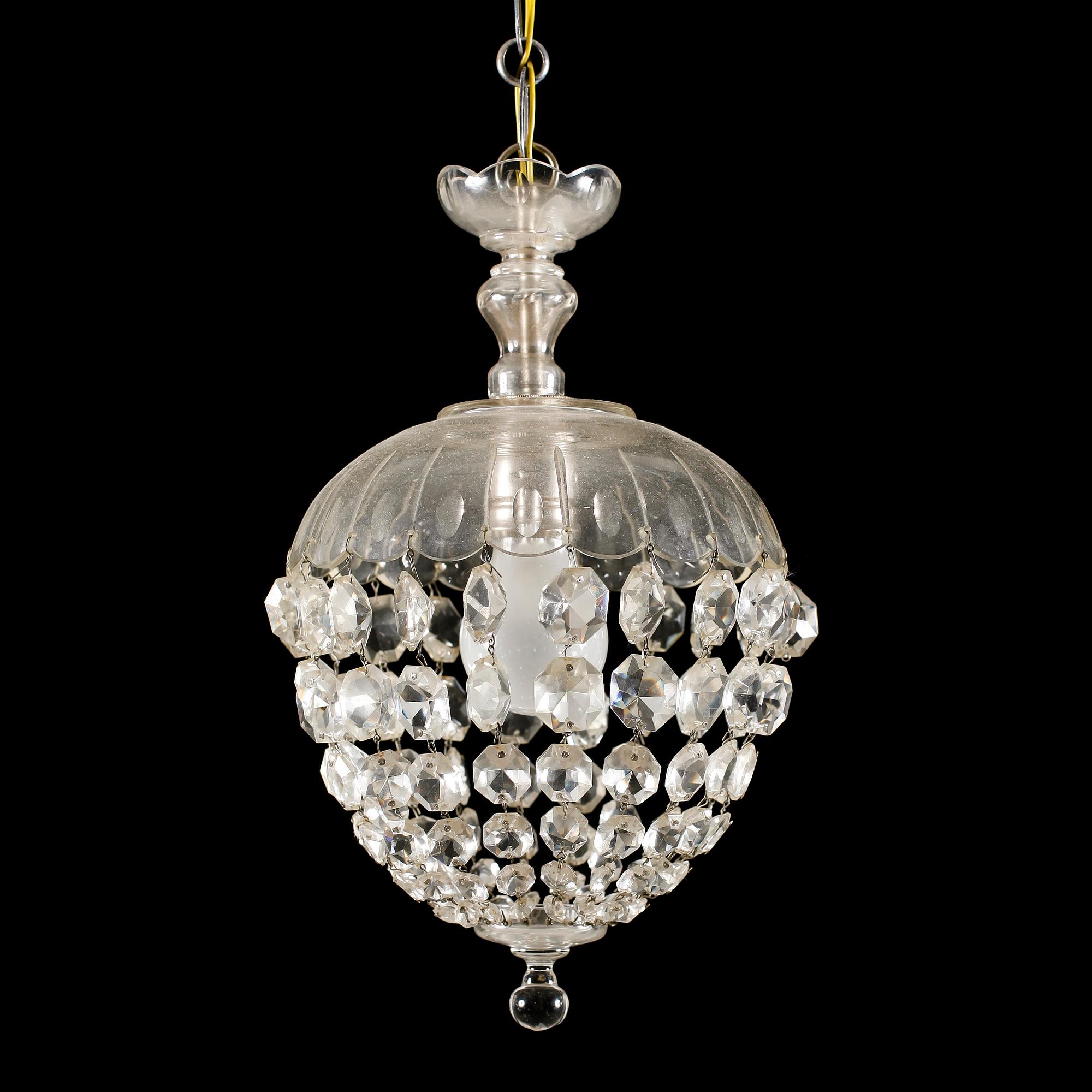 TAKLAMPA, glas, 1900-talets första hälft. Höjd 35 cm.