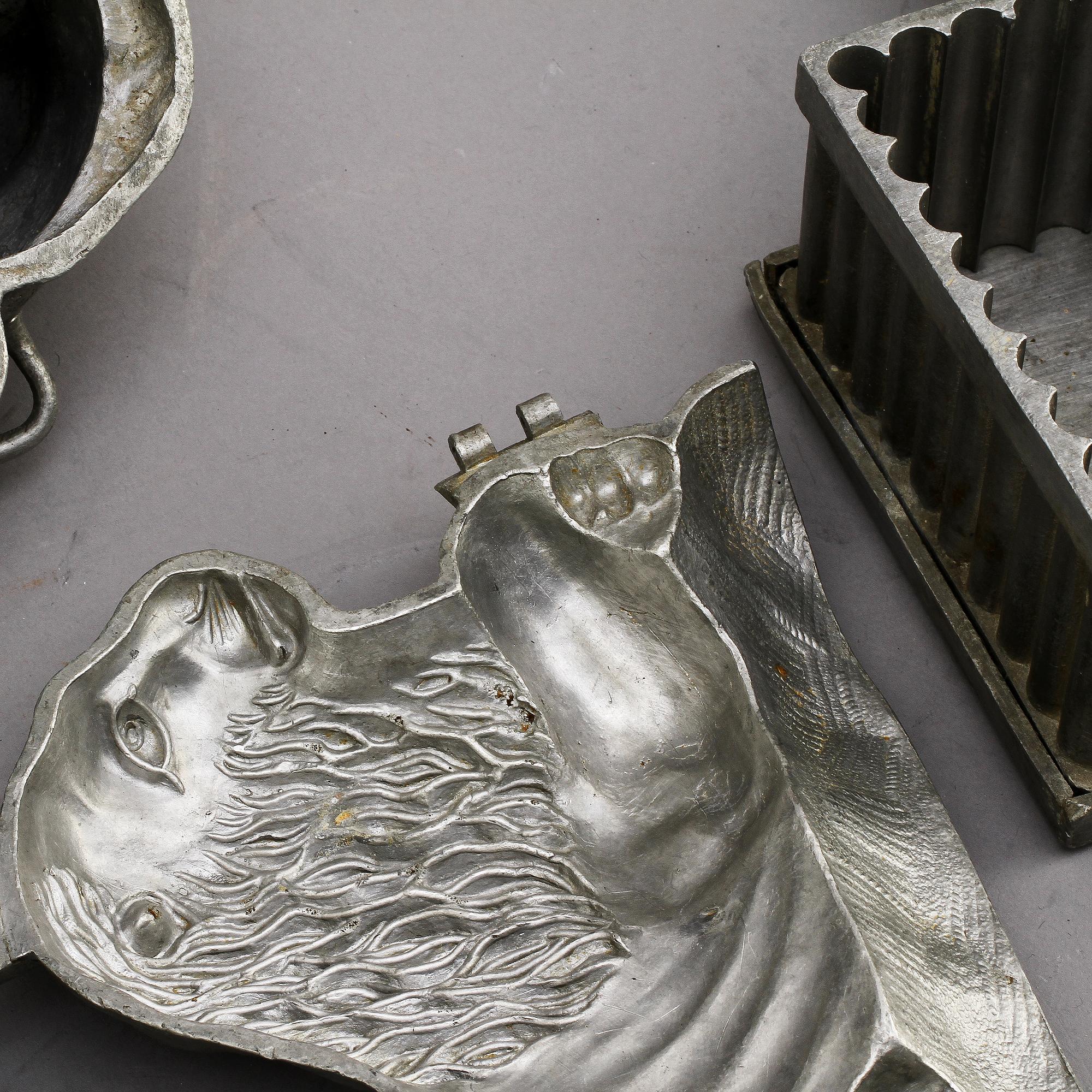 GLASSFORMAR, 3 st, tenn, 1800/1900-tal.