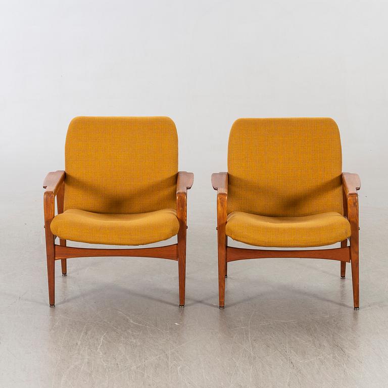 A PAIR OF LOUNGE CHAIRS MID 20TH CENTURY,