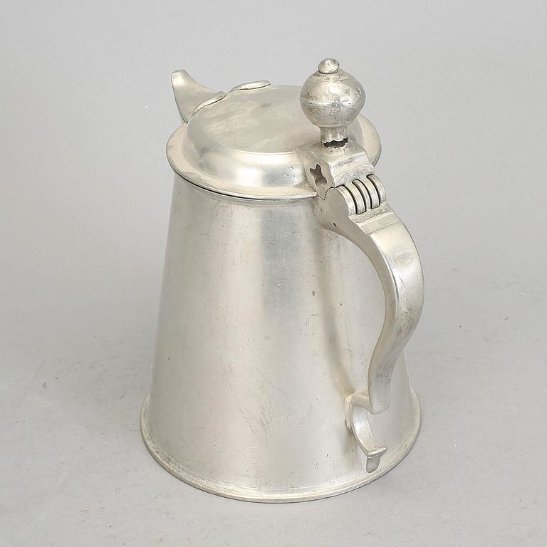 SKÄNKKANNA, tenn, otydliga mästarstämplar, 1798.