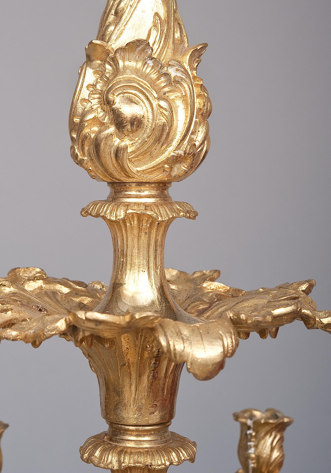 TAKKRONA. Frankrike/Ryssland, nyrokoko, 1800-tal. Höjd 89 cm.