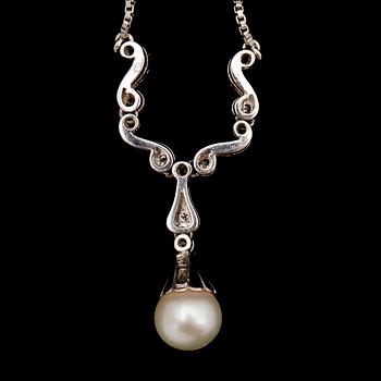 COLLIER, 18 k vitguld, med briljanter och odlad pärla. Tot vikt 9 g.