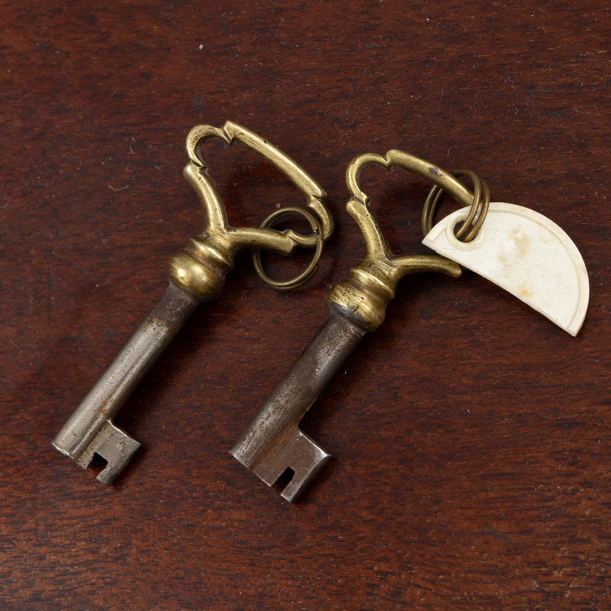 A presumably Russian  Jacob-style bonheur du jour, late 19th century.