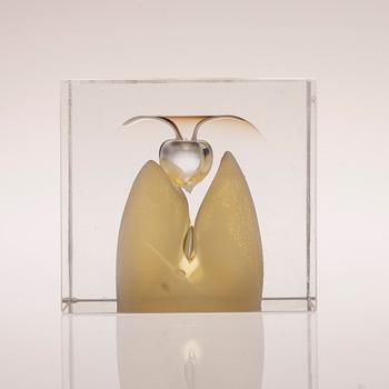 ÅRSKUB, glas, signerad Oiva Toikka, Nuutajärvi 1989, numrerad 232/2000.