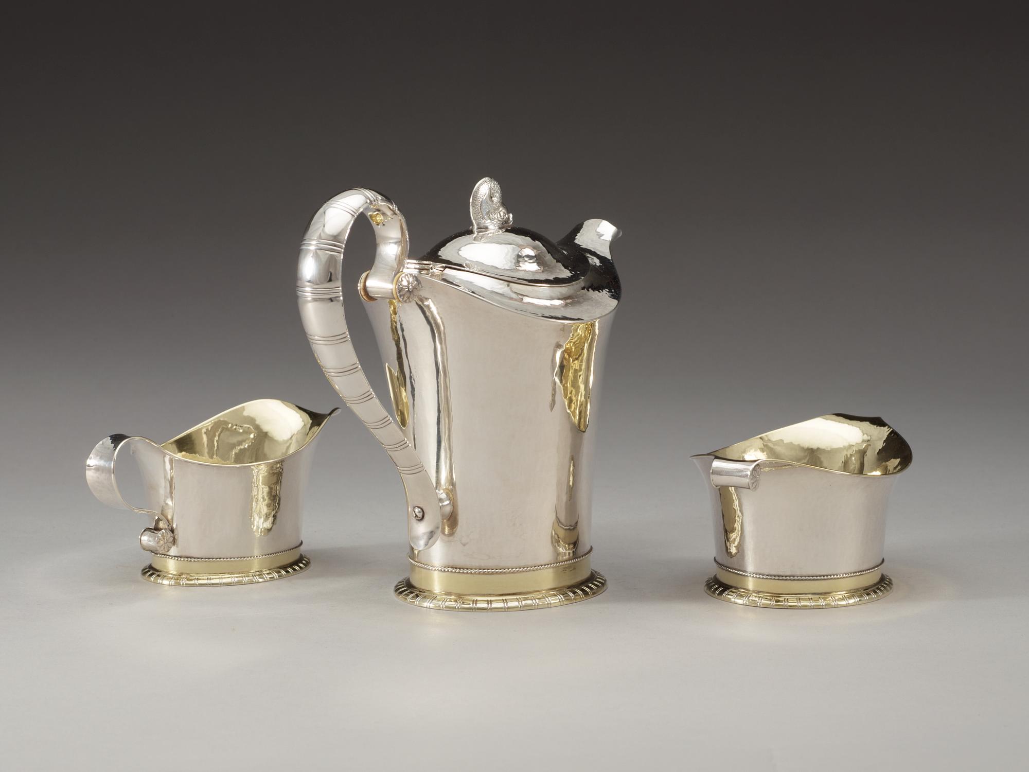KAFFESERVIS, 3 delar, silver, efter Jacob Ängman, GF Hallengren, Malmö 1924. Tot vikt 840 gram.