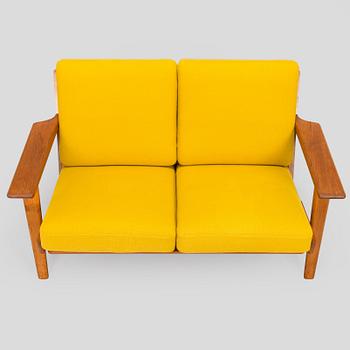 Hans J. Wegner, a 'GE 290' sofa for Getama, Gested, Denmark.