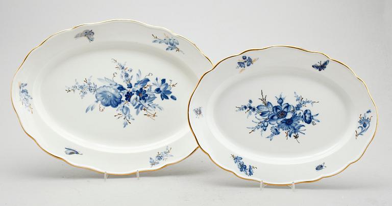 MATSERVIS, 62 delar, porslin, Meissen, 1900-talets första hälft.