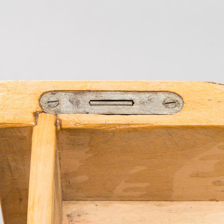 Alvar Aalto, A 'B96' drawer unit for O.Y. Huonekalu-ja Rakennustyötehdas A.B. Finland.