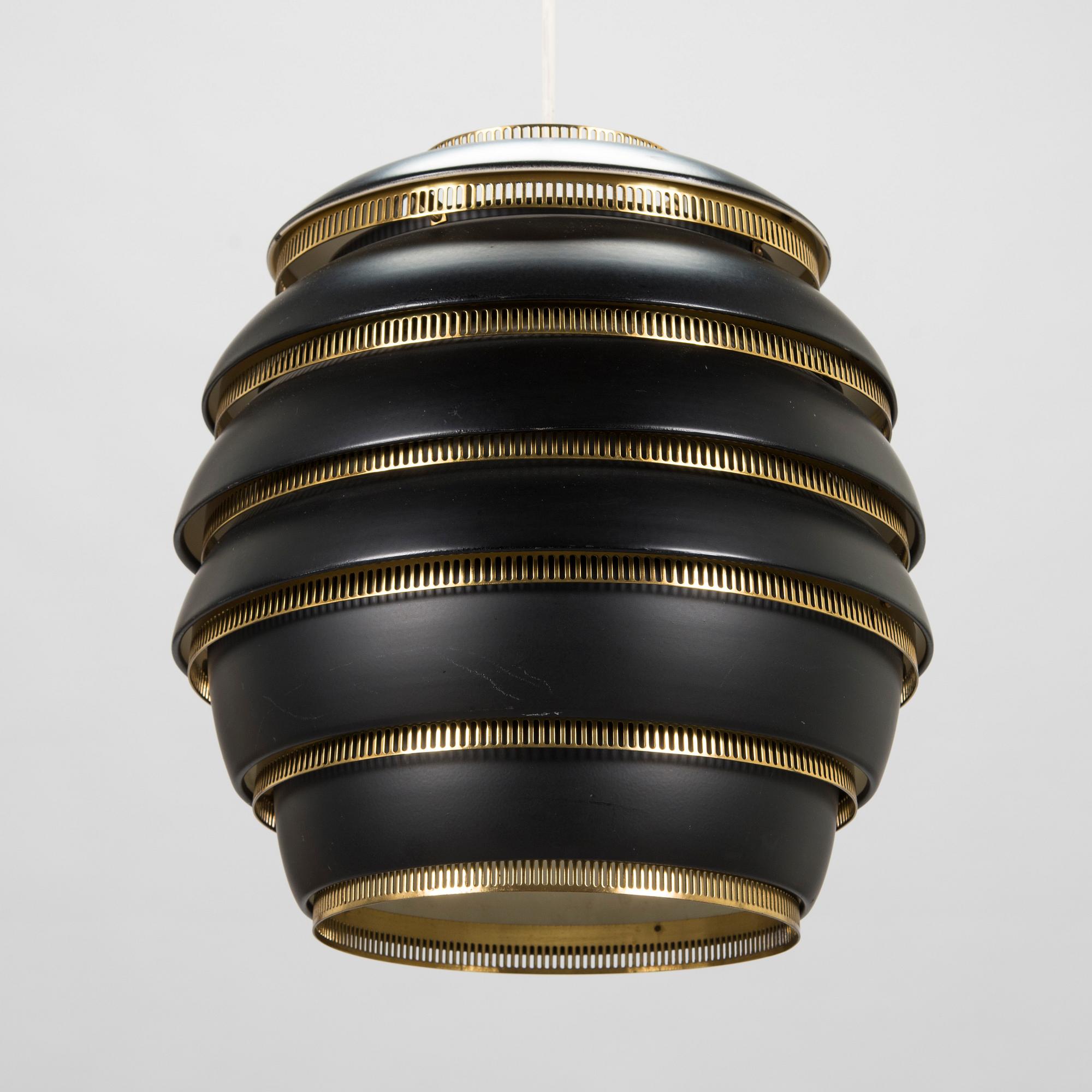 Alvar Aalto, a pendant lamp A332, 'Beehive' for Valaistustyö.