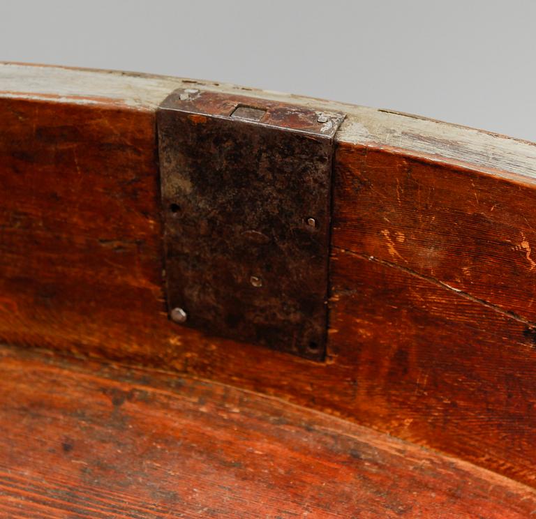 BYRÅ, senbarock, 1700-talets mitt.