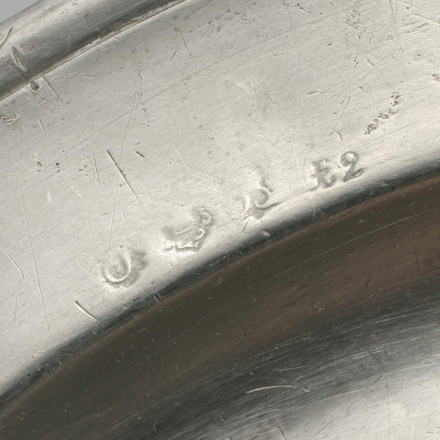 STOP samt FAT, ett par, tenn, 1700-tal.