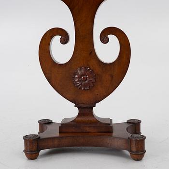 Sewing table, Karl Johan, first half of the 19th century.