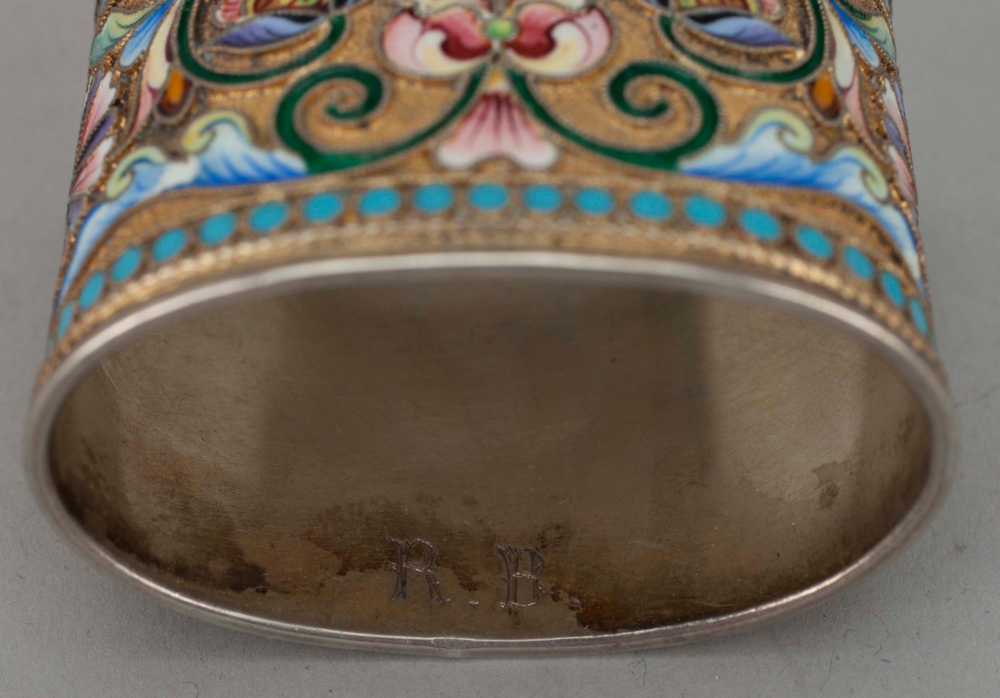 SERVETTRINGAR, 2 st, silver, Ryssland, Moskva, troligen Maria Cemenova 1908-1917.