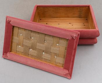 SITTPUFF, 1900-talets första hälft.