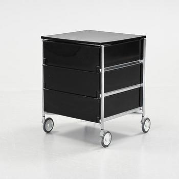 SIDOBORD, Antonio Citterio för Kartell 1990-tal.