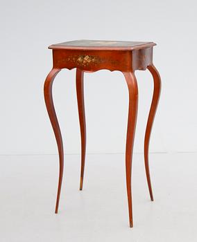 BORD, rokokostil, 1900-talets andra hälft.