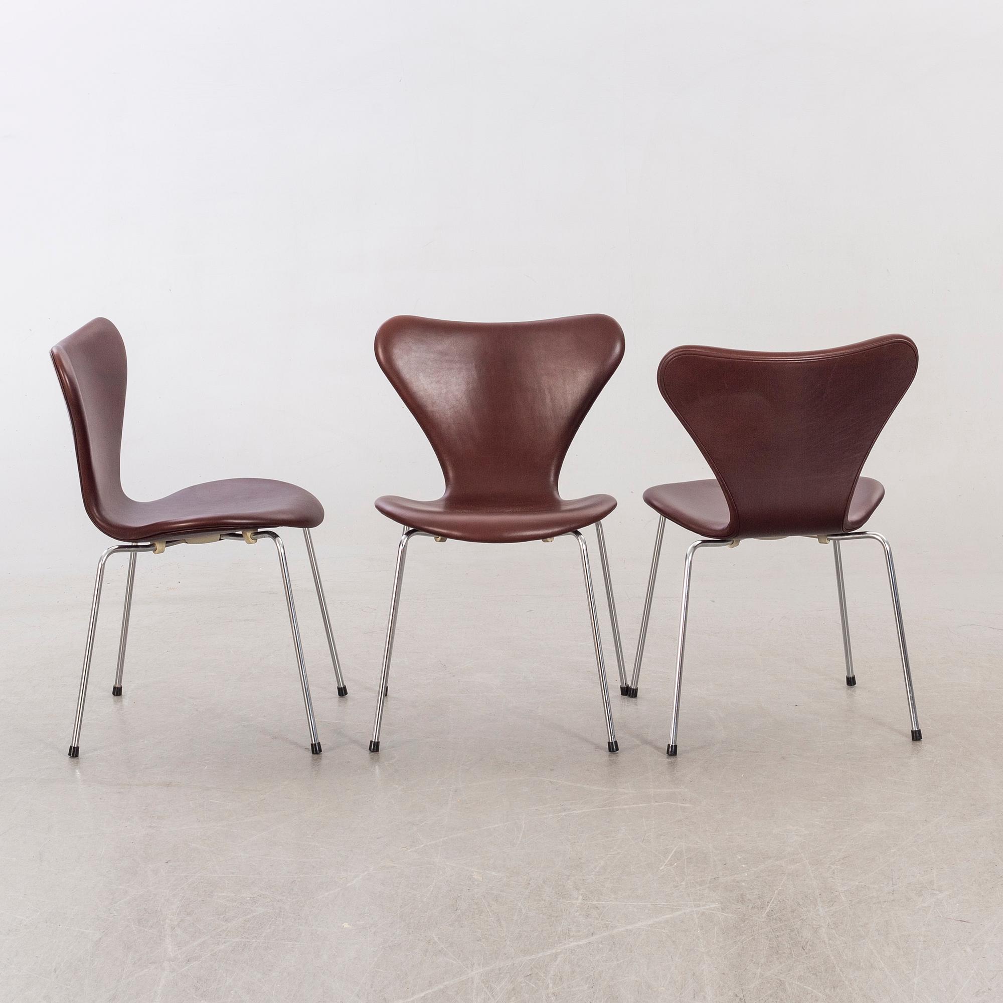 ARNE JACOBSEN, stolar, 6 st, "Sjuan", Fritz Hansen, Danmark.