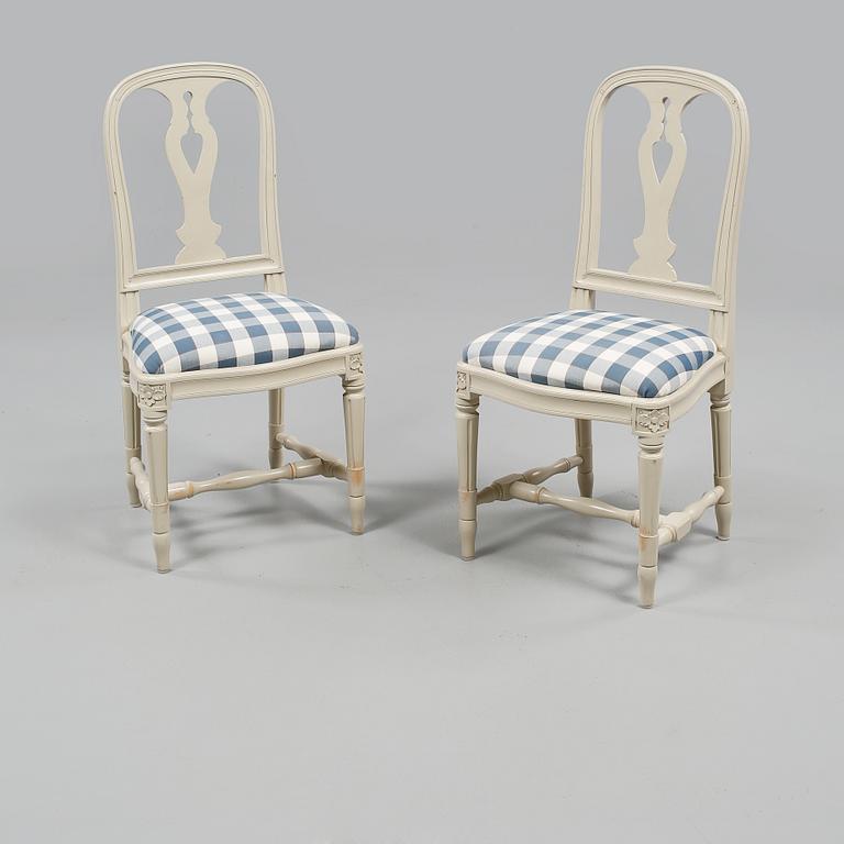 STOLAR, ett par, gustaviansk stil, "Hallunda", ur IKEAS:s 1700-talsserie, 1990-tal.