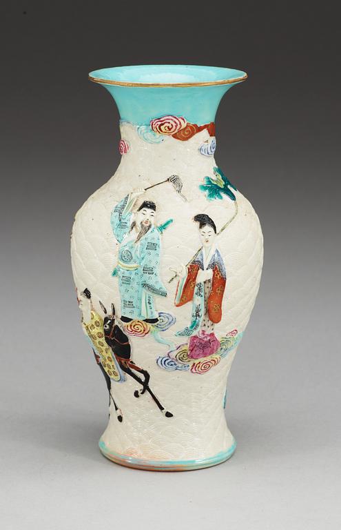 A famille rose vase, Qing dynasty with seal mark.