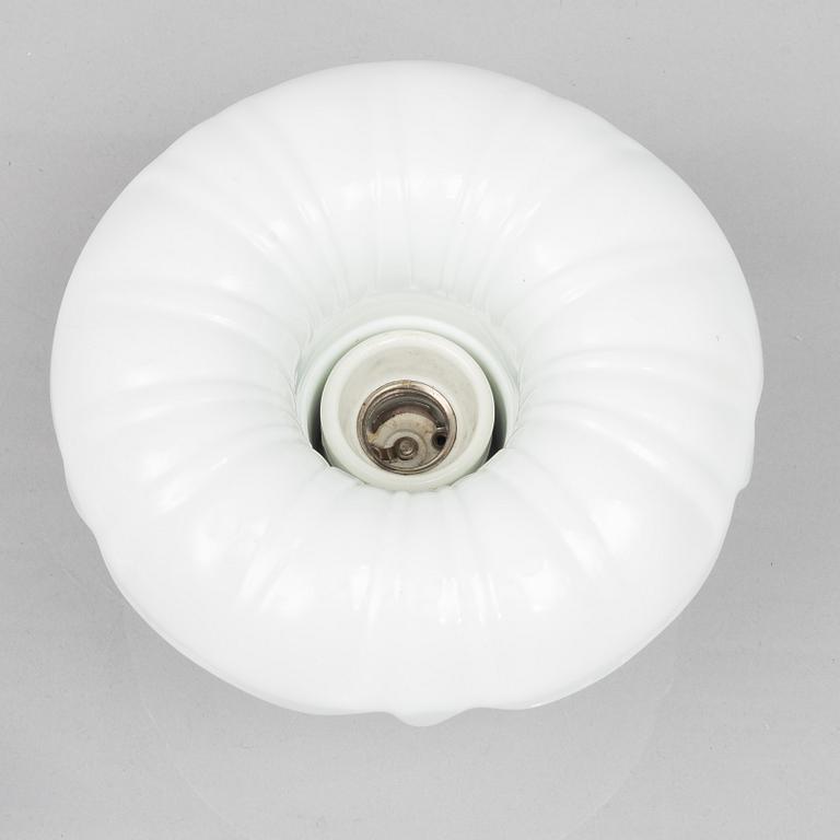 Harald Notini, tak/vägglampor, ett par, modell "6387", Arvid Böhlmarks Lampfabrik, Stockholm, 1920-30-tal.
