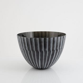 Ingegerd Råman, bowl, "Caracalla", Orrefors, 2007.