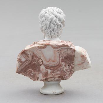 SKULPTUR, marmor, 1900-talets andra hälft.