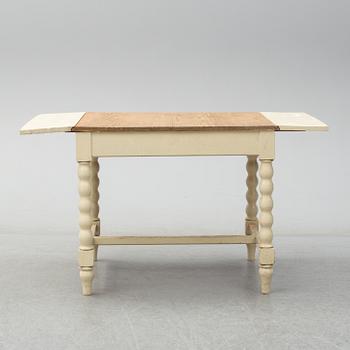 A set of table and two chairs, baroque-style, 20th century.