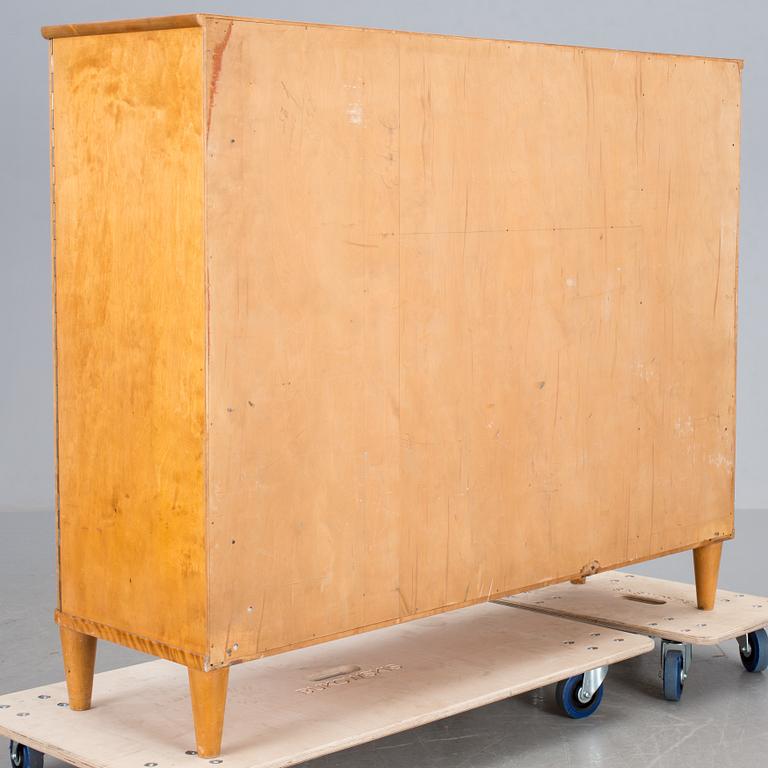 SKÅP, Axel Larsson, 1000-serien, Svenska Möbelfabriken, Bodafors.