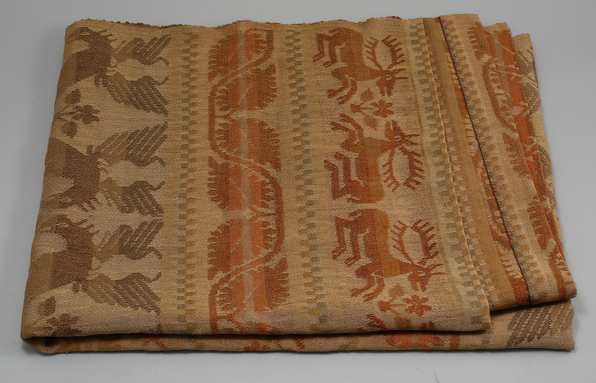 DRAPERI, "Djurgården", C G Widlund, Trangerdstorp, omkring 1900-talets mitt, ca 215x98 cm.