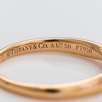 Tiffany & Co, ring, solitär, platina och 18K roséguld med en briljantslipad diamant ca 0.17 ct.