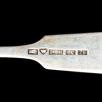 PARTI BESTICK, 44 delar, silver, "Mussla", finska stämplar, 1918-50. Tot vikt 1084,8 g.