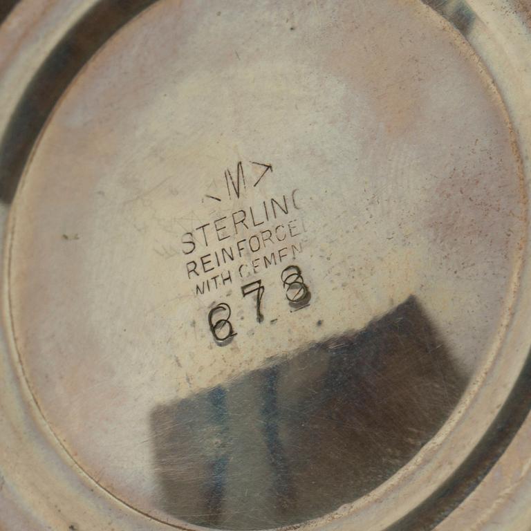 KONFEKTSKÅL, sterlingsilver, 1900-tal. Vikt 180 gram.