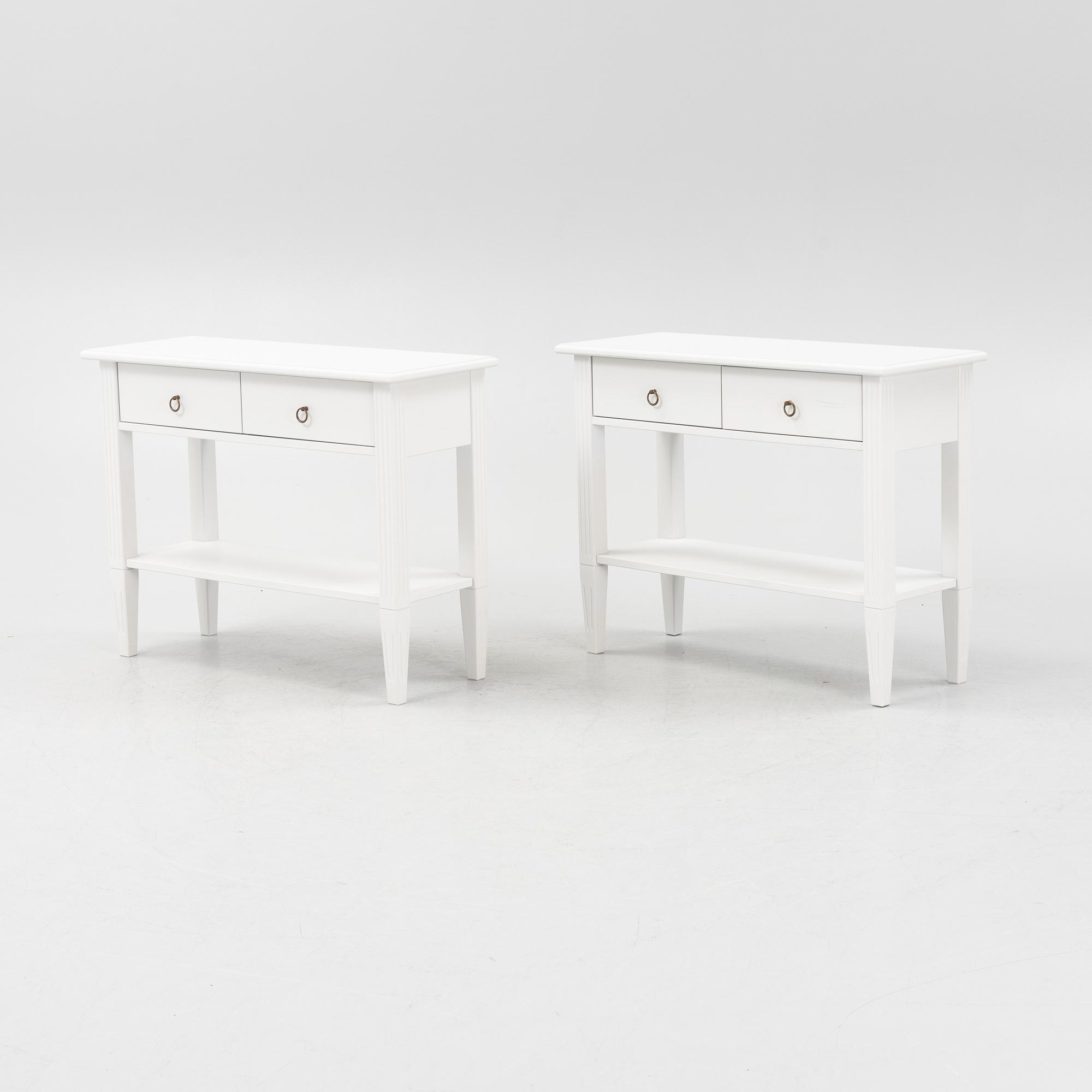 Sidobord, ett par, "Stockholm", Englesson.