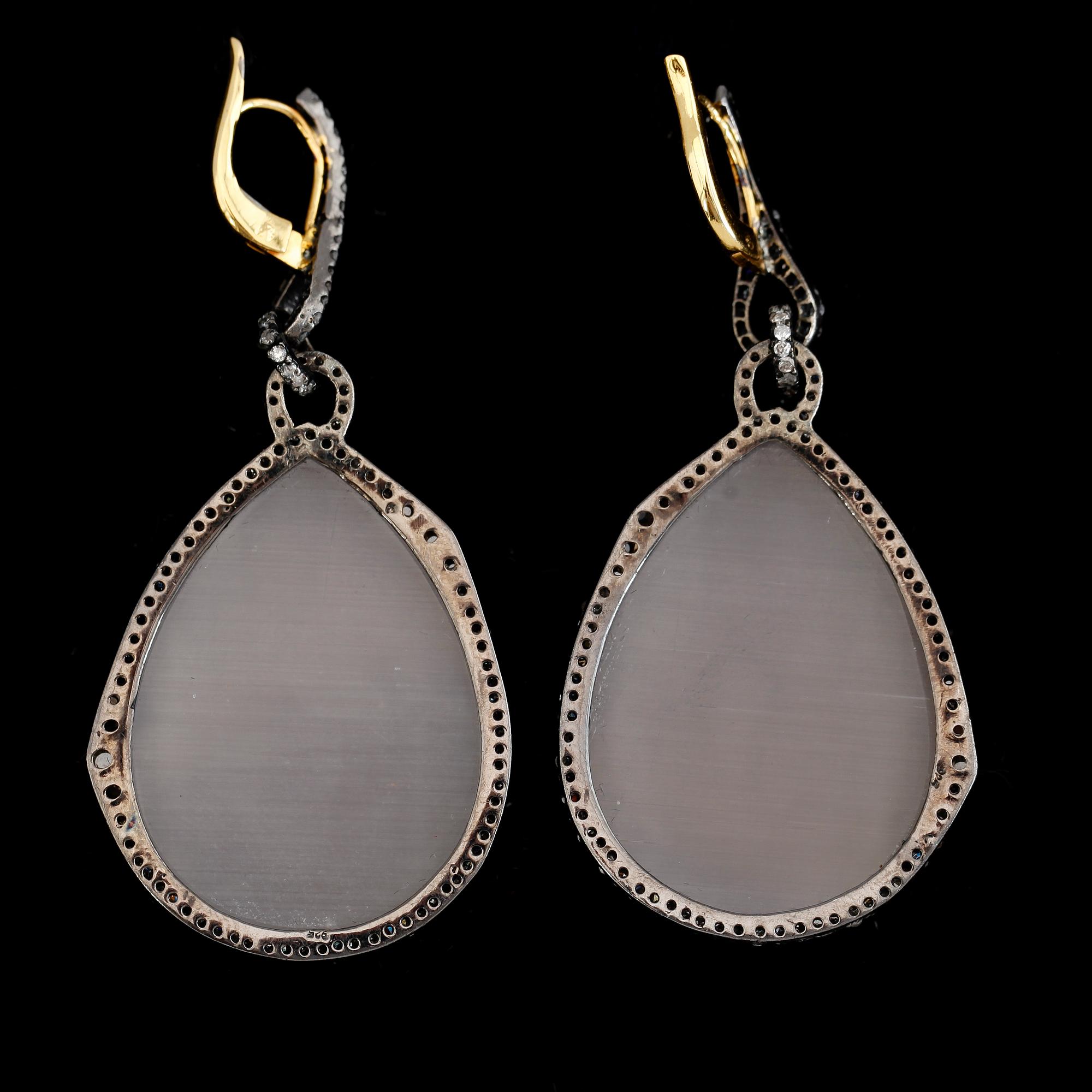 ÖRHÄNGEN, 1 par, silver/svärtat silver, diamanter tot ca 2.60 ct, gråtonad kvarts tot ca 70.00 ct.