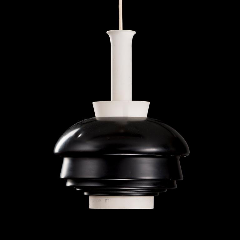 A pendant lamp model A335B for Valaistustyö.