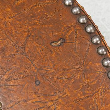 A table, Lysberg & Hansen, Copenhagen, Denmark, first half of the 20th Century.