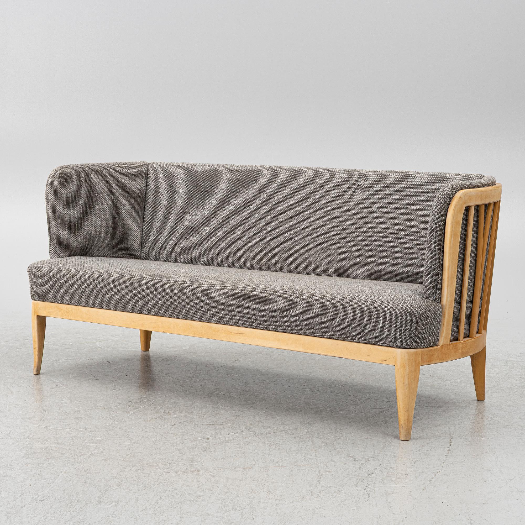 Carl Malmsten, sofa, “Ulla”.