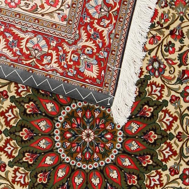 MATTA, Kashan, ca 217 x 145.