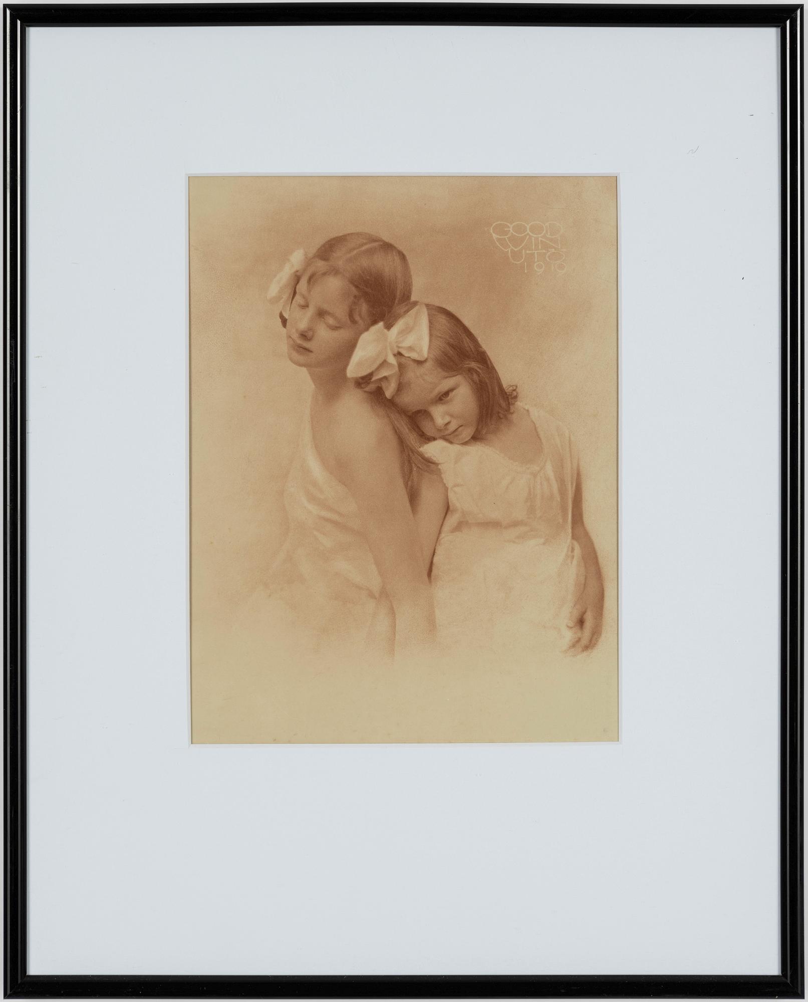 Henry B. Goodwin, Systrarna Ulla och Linnea Bergsten. Utö, 1919.