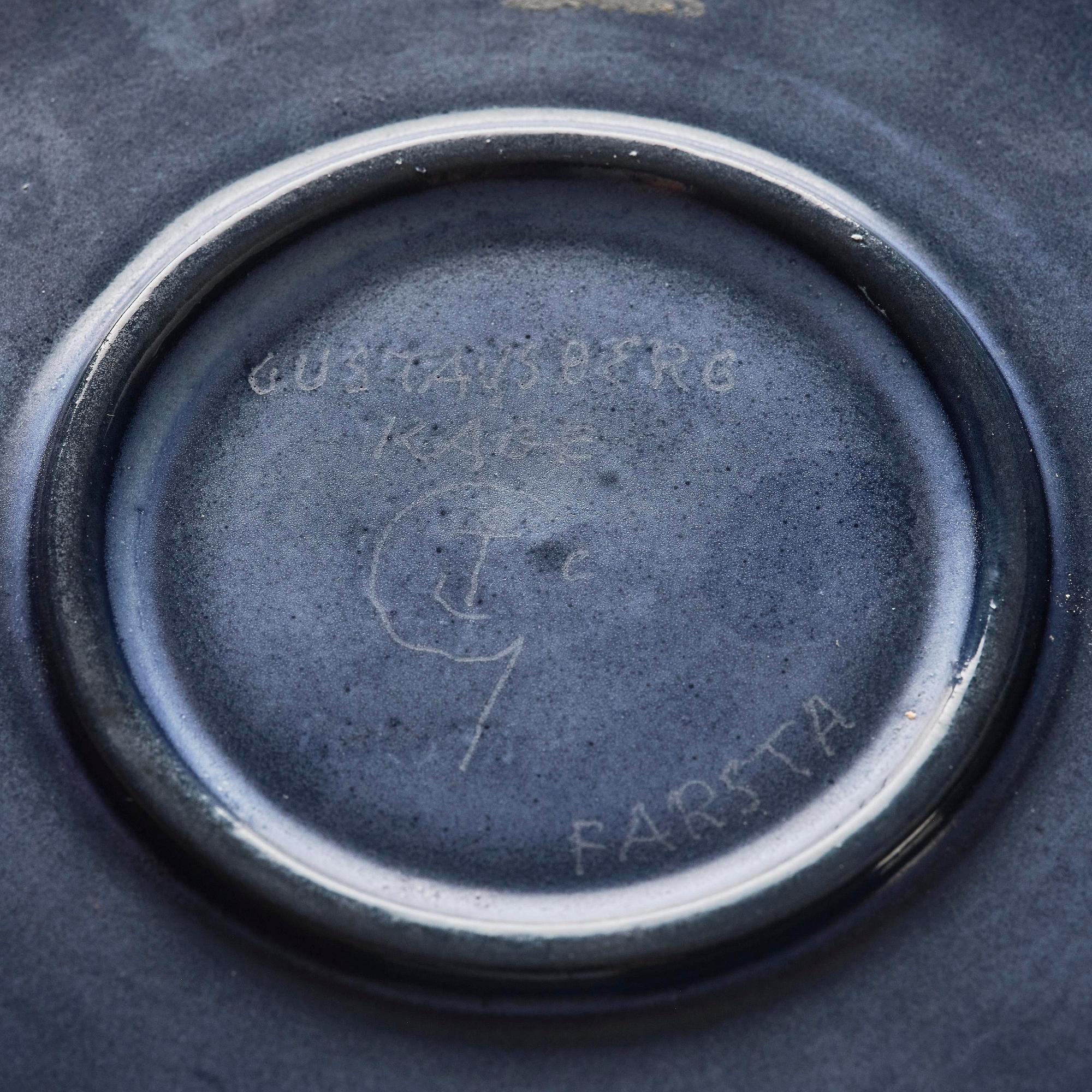 Wilhelm Kåge, an early Farsta stoneware dish, Gustavsberg 1933.