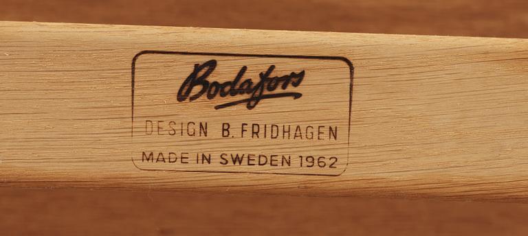 SÄNGBORD, ett par, Bertil Fridhagen, Bodafors, omkring 1900-talets mitt.