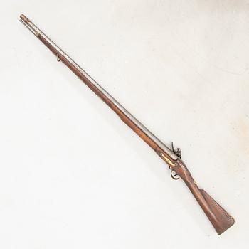 A British flintlock gun, 18th century.