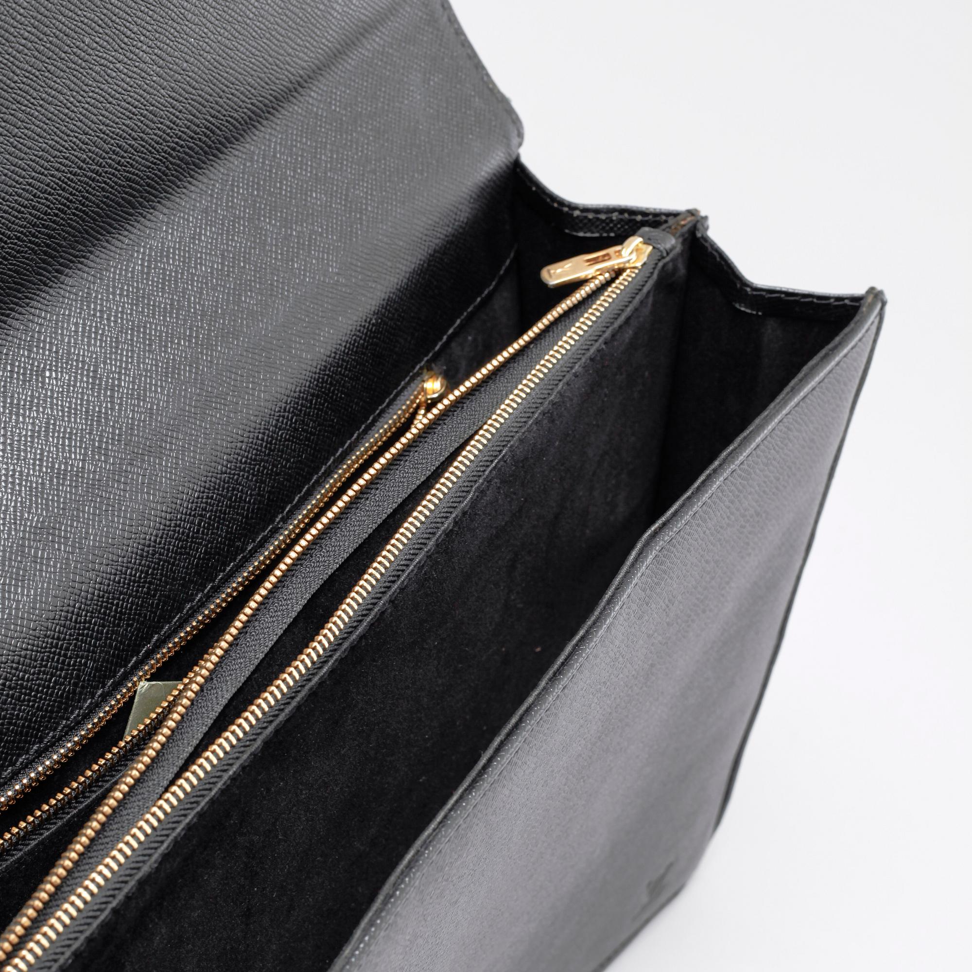 VÄSKA, "Ambassador", Louis Vuitton.