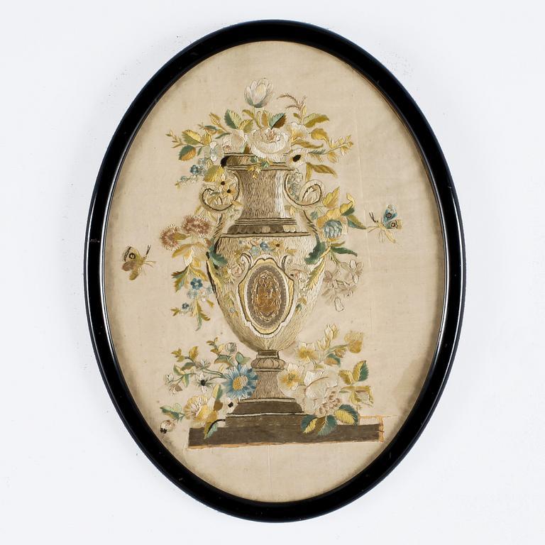 BRODERAD TAVLA, silke, 1800-talets början.