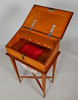 SYBORD, gustaviansk stil, 1800-/1900-tal.